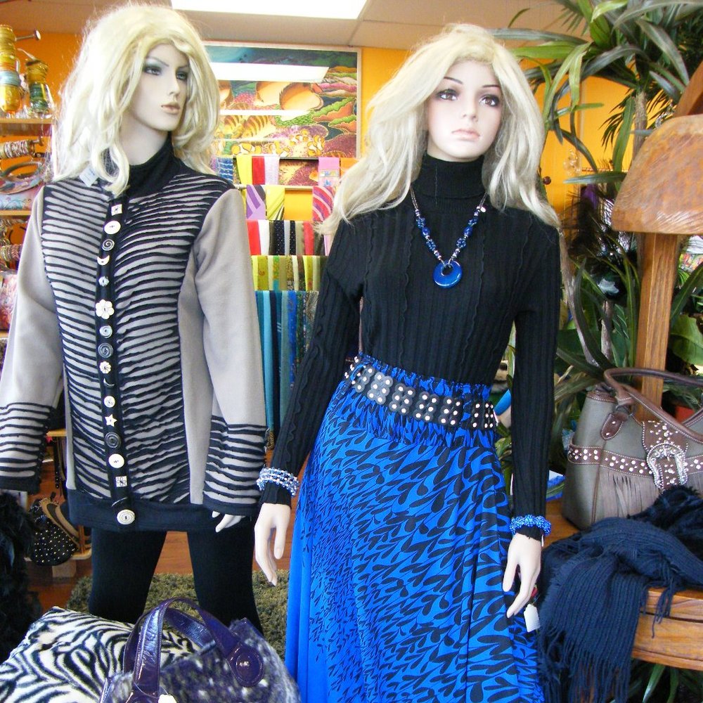 Posh Divas - Picture 8 of 8